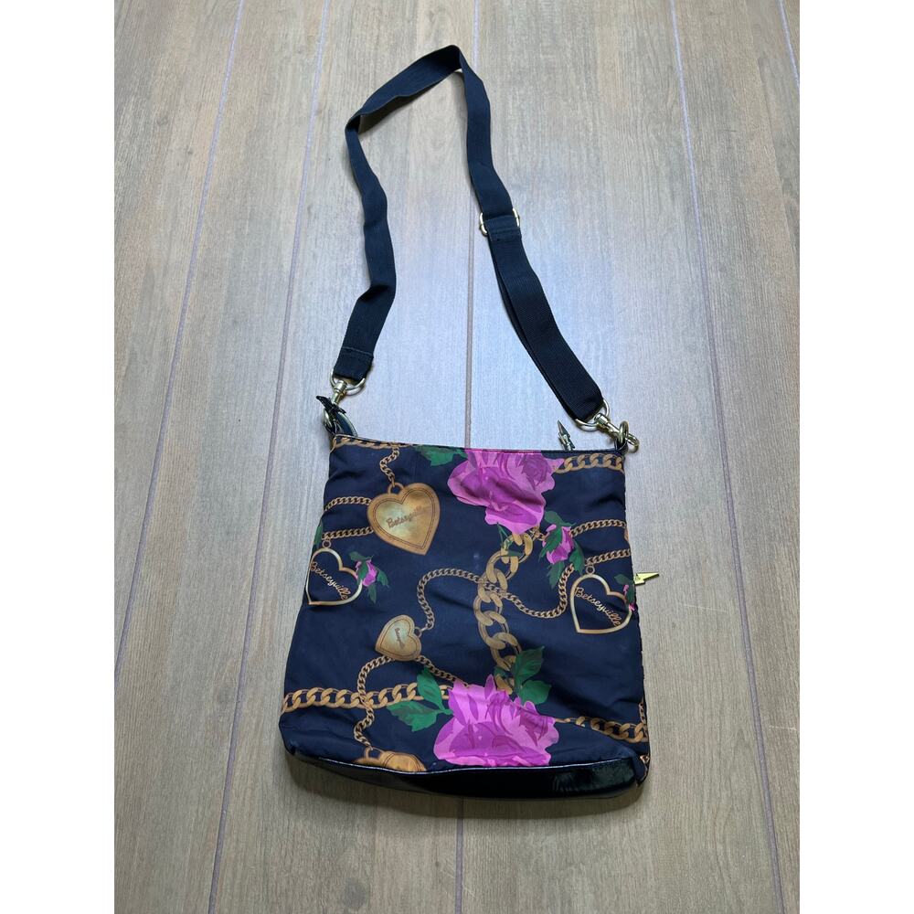 Betseyville‎ Betsey Johnson Crossbody Bag Floral Heart Chain Print Black Y2K